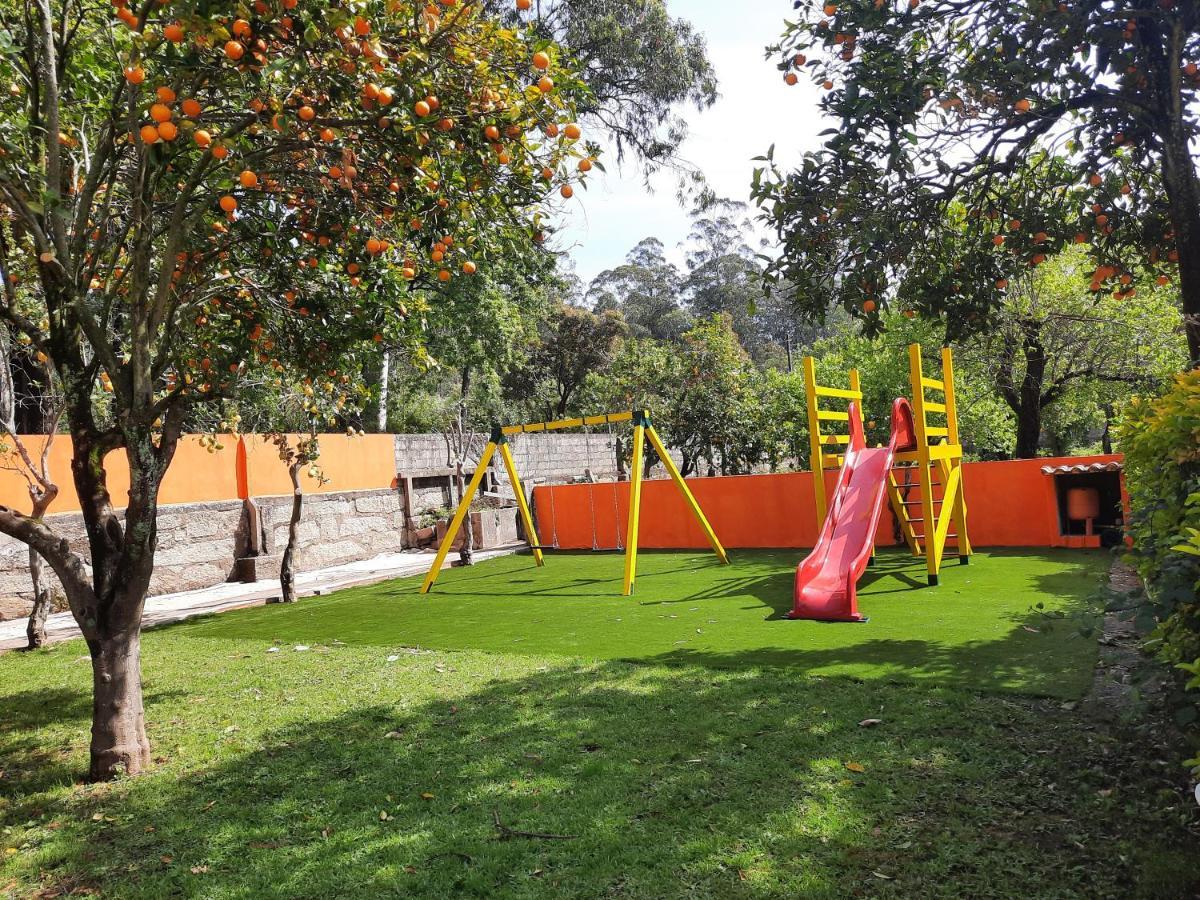 Metro Vilar Suites & Villas Vilar do Pinheiro Buitenkant foto