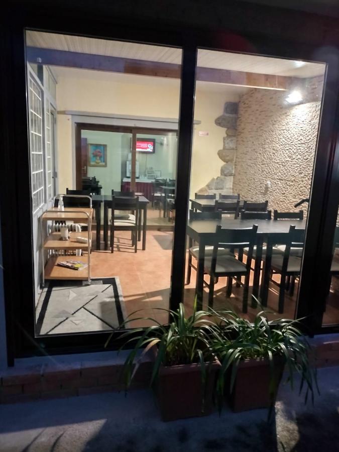 Metro Vilar Suites & Villas Vilar do Pinheiro Buitenkant foto