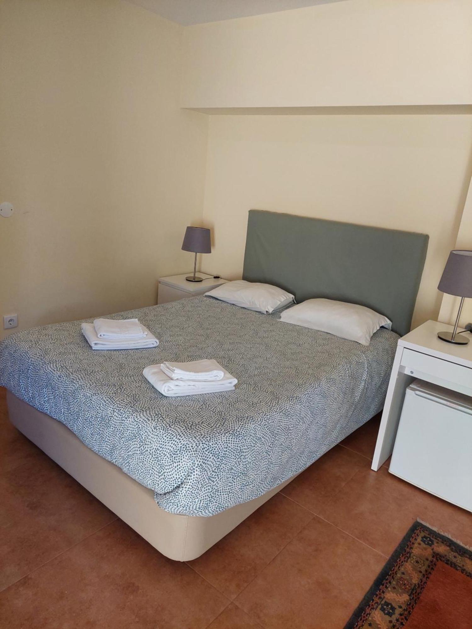Metro Vilar Suites & Villas Vilar do Pinheiro Buitenkant foto